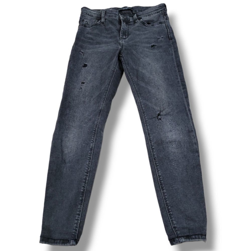 Stradivarius Jeans Size 4 W28" x L23.5" Low Waist Jeans Skinny Jeans Distressed